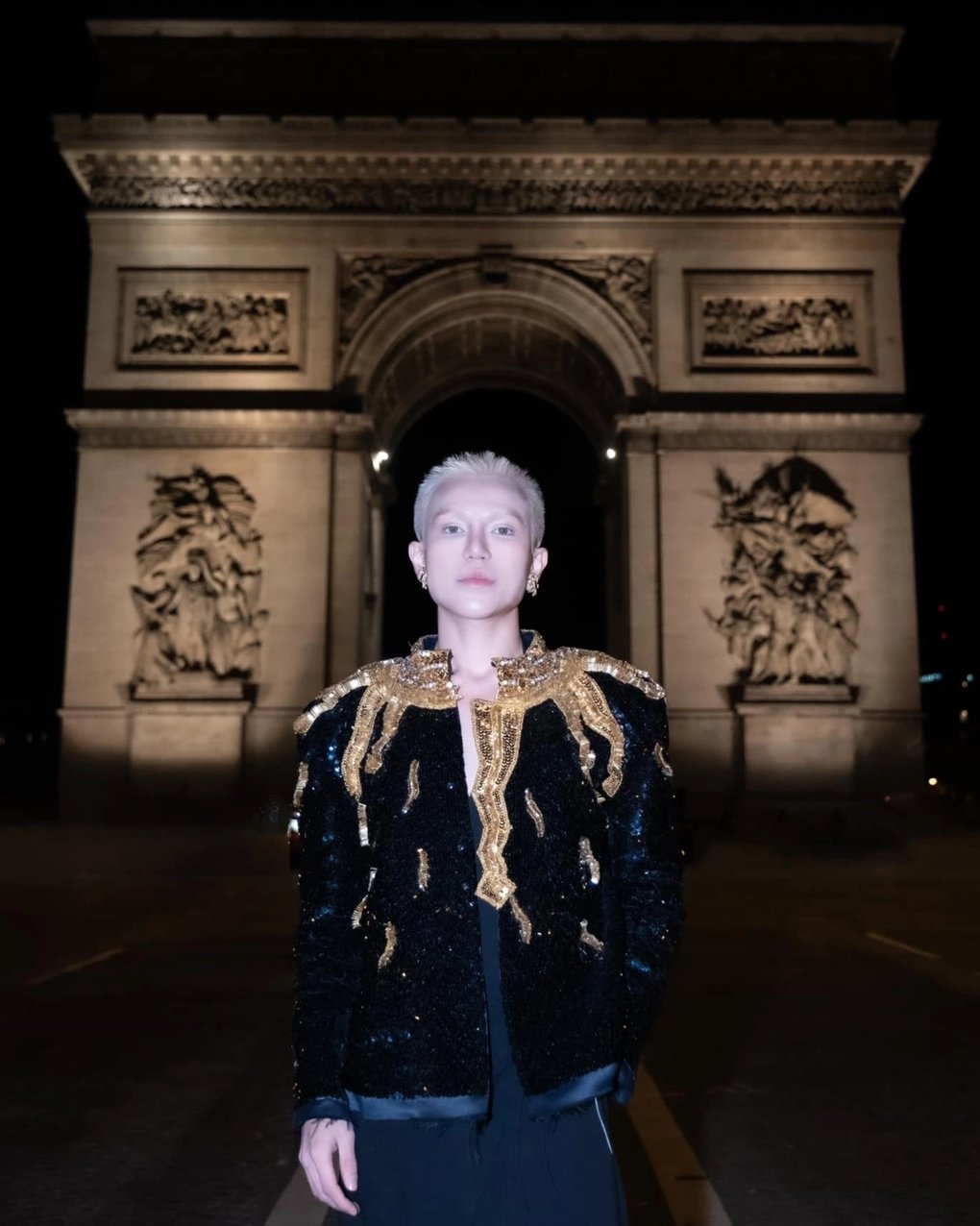 Call Me Duy bleached her hair while attending a fashion show in France 3