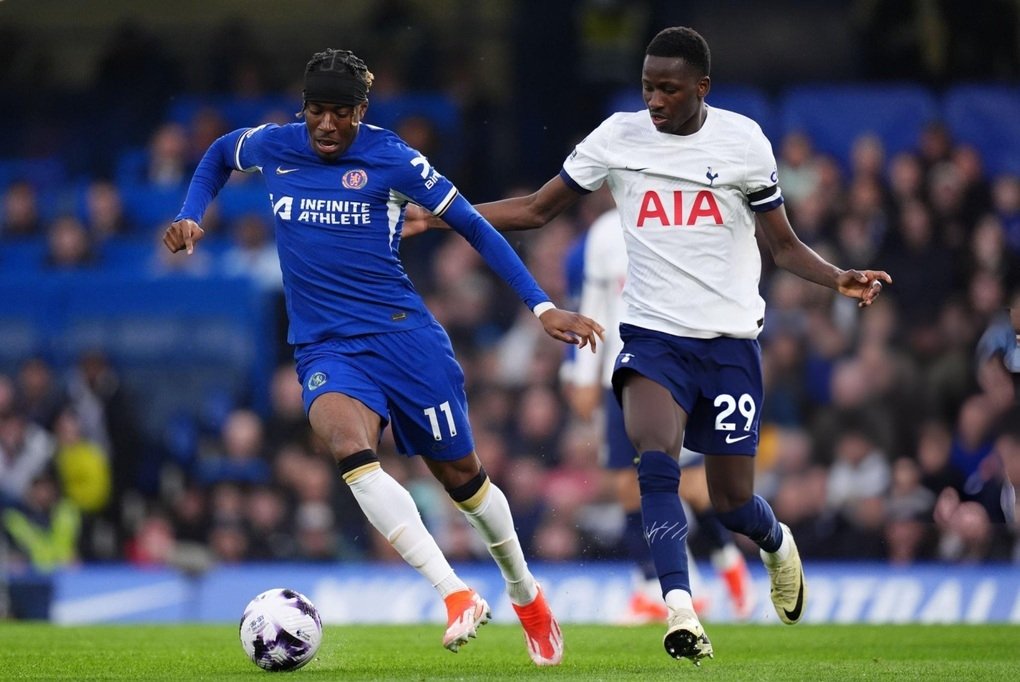 Defeating Tottenham, Chelsea raised hopes of participating in the European Cup 1